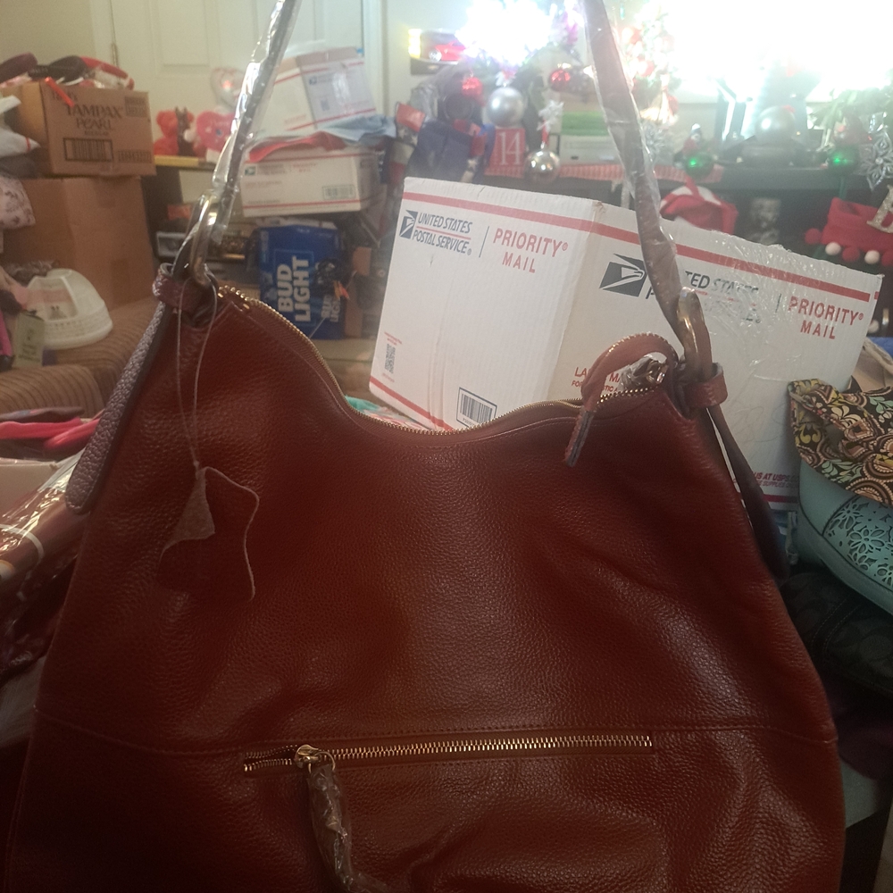 Elegant Brown Leather Shoulder Bag
